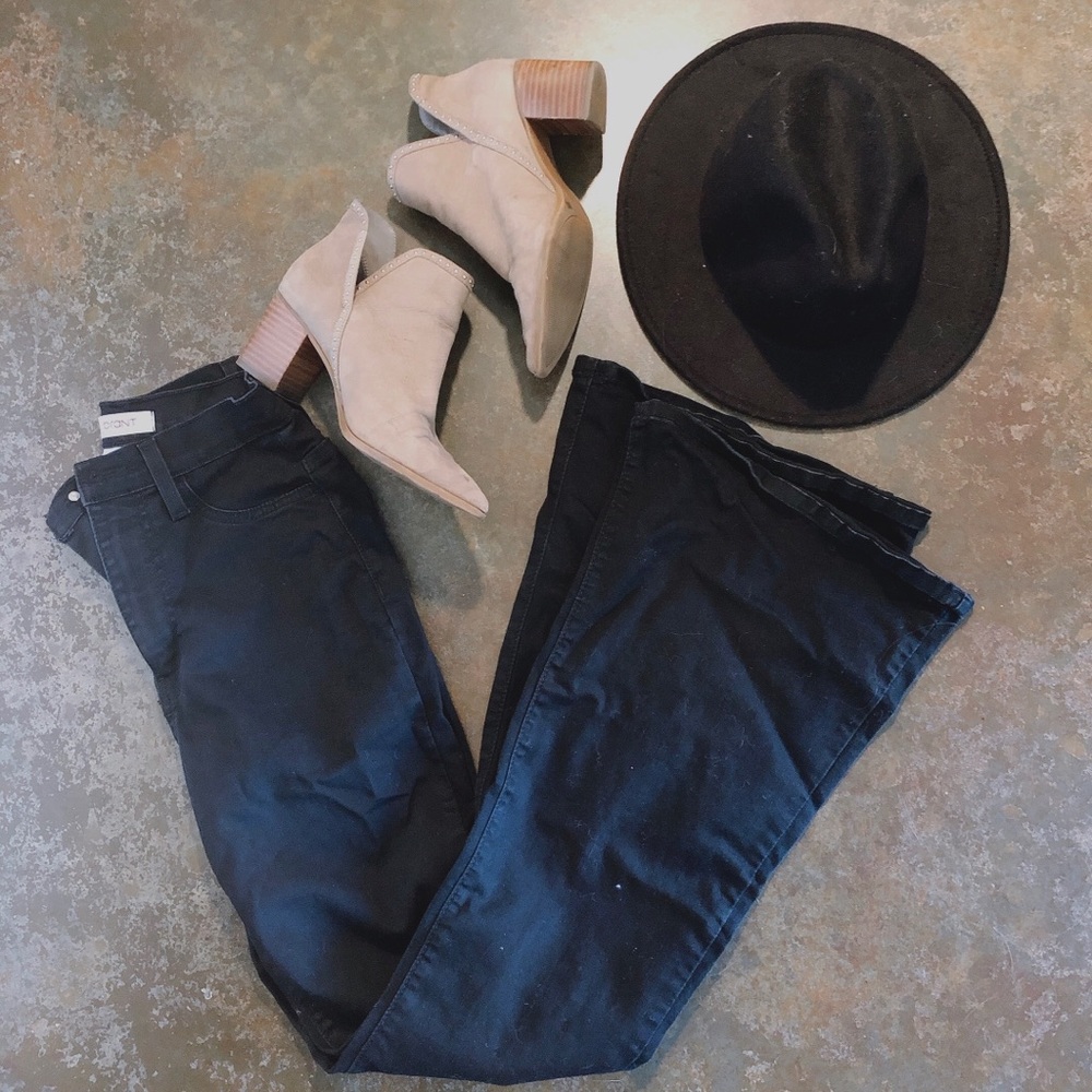 Black Belbottom Jeans